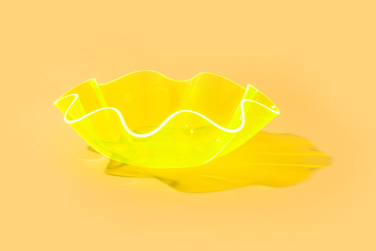 Wavy Acrylic Nesting Bowl - Small - Green