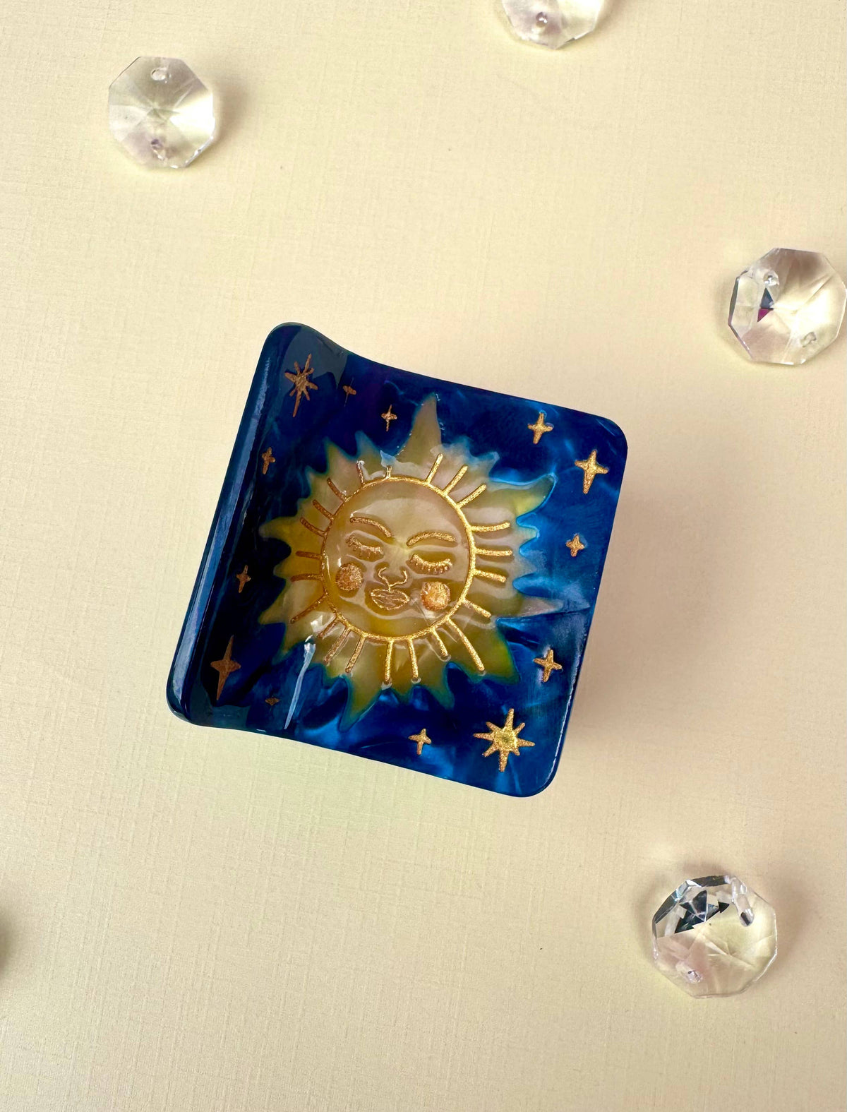 Sun and Moon Hair Claw