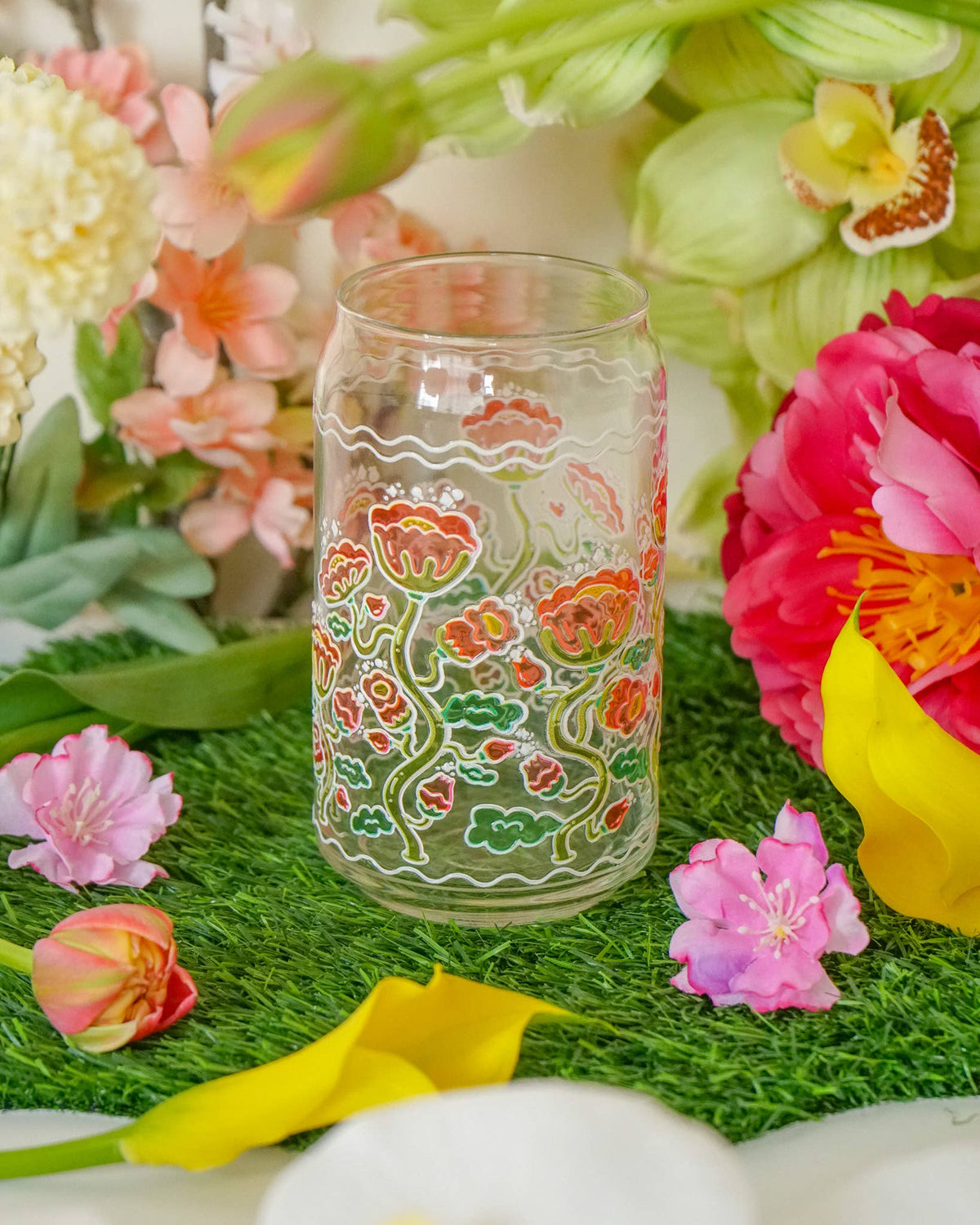 Pretty Poppy 16oz Can Glass | Stained Glass Flower Design