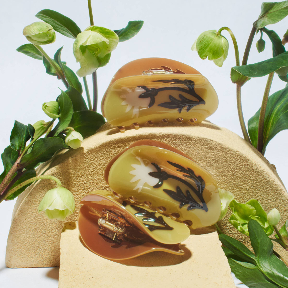 Fall Rosehip Flower Neutral Acetate Hair Claw