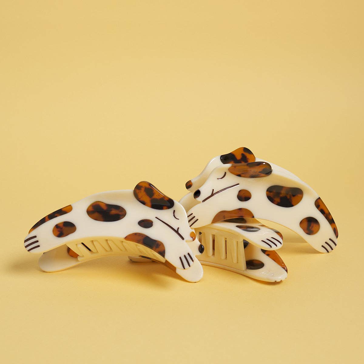 Tortie Puppy Dog Hair Claw in Cream and Tortoise Acetate
